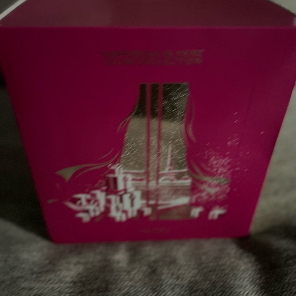 Lancome
Holiday 2018 /2019 Beauty Box ($465 Value)
